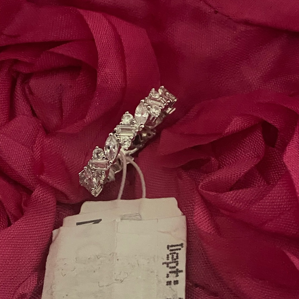Beautiful woman ring - Picture 8 of 11